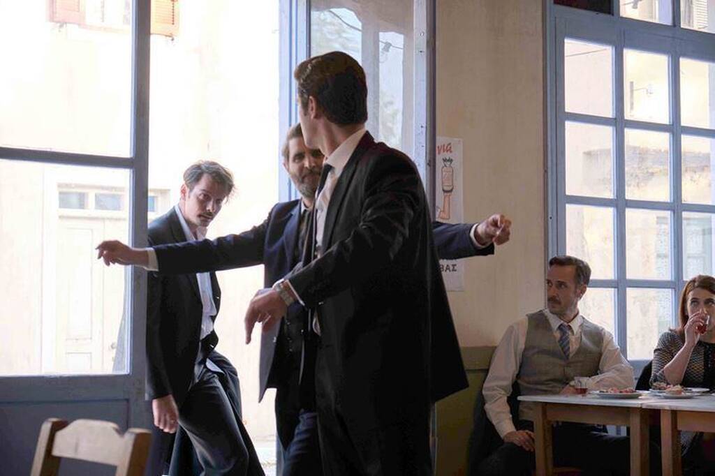 Άγριες Μέλισσες: Ο Κωνσταντής Διαλύει Τον Γάμο Της Βιολέτας