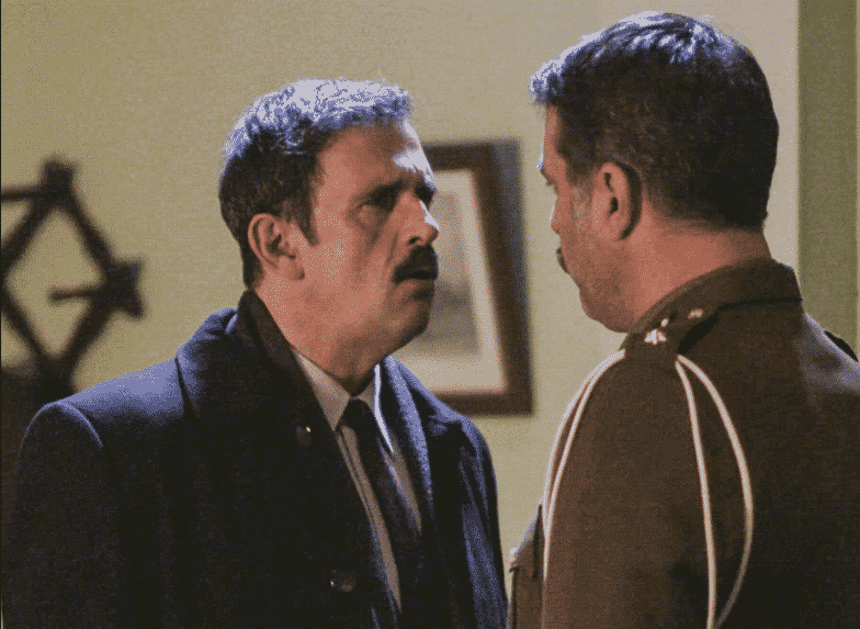 Άγριες Μέλισσες Επεισόδια: Ο Βόσκαρης δολοφονεί ακόμη ένα θύμα του