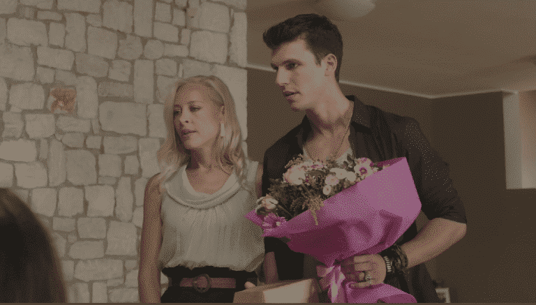 Έρωτας με Διαφορά επεισόδια: Κωστής και Άρης στα μαχαίρια για την Ζέτα