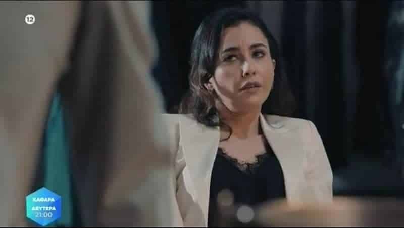 8 Λέξεις: Ο Άκης παίρνει το παιδί από τη Σμαράγδα Λόγω του γάμου της με τον Σίμο