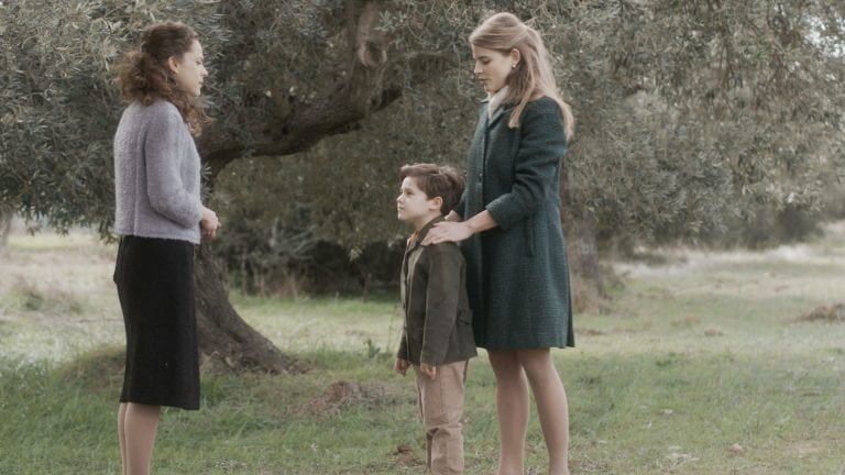 Άγριες Μέλισσες: Ο Νικηφόρος ζητάει διαζύγιο και ο μικρός Σέργιος καταρρακώνεται