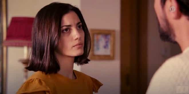 Έξαψη: Εβίτα και Κλαίρη για πρώτη φορά έρχονται κοντά