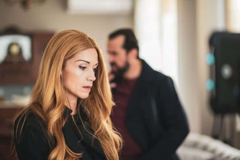 Έξαψη: Τζόυς και Κωστής έρχονται κοντά