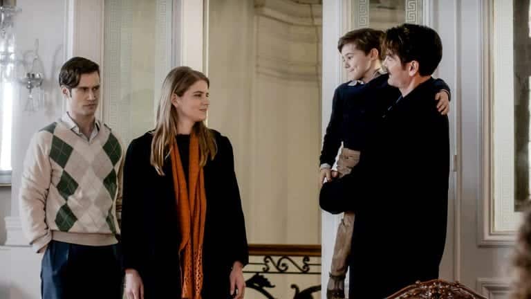 Άγριες Μέλισσες: Η Δρόσω εκβιάζει την Ασημίνα