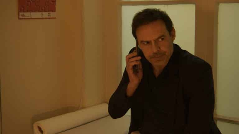 Έξαψη: Η πυρκαγιά και το απανθρακωμένο σώμα