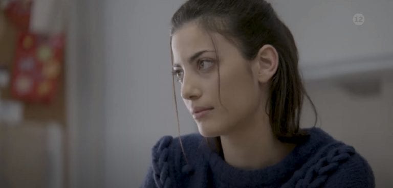 Έξαψη: Τζόυς και Κωστής έρχονται κοντά