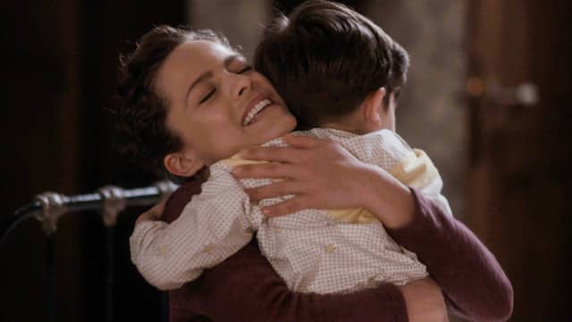 Άγριες Μέλισσες Σήμερα 13/04/21 Επεισόδιο 125 Β Κύκλος – Η Πηνελόπη εξομολογείται στην Ανέτ και τη Μυρσίνη την αλήθεια