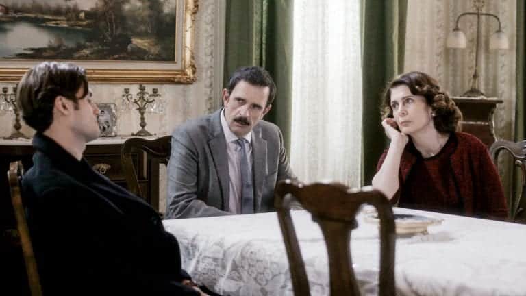 Άγριες Μέλισσες: Ασημίνα και Δρόσω παίρνουν το παιδί - Λυγίζει ο Νικηφόρος  