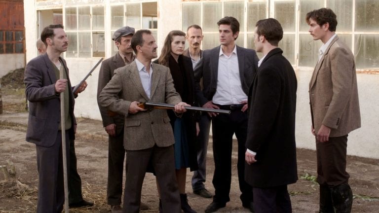 Άγριες Μέλισσες: Το θανατηφόρο σχέδιο του Δούκα - Η μεγάλη συμμαχία