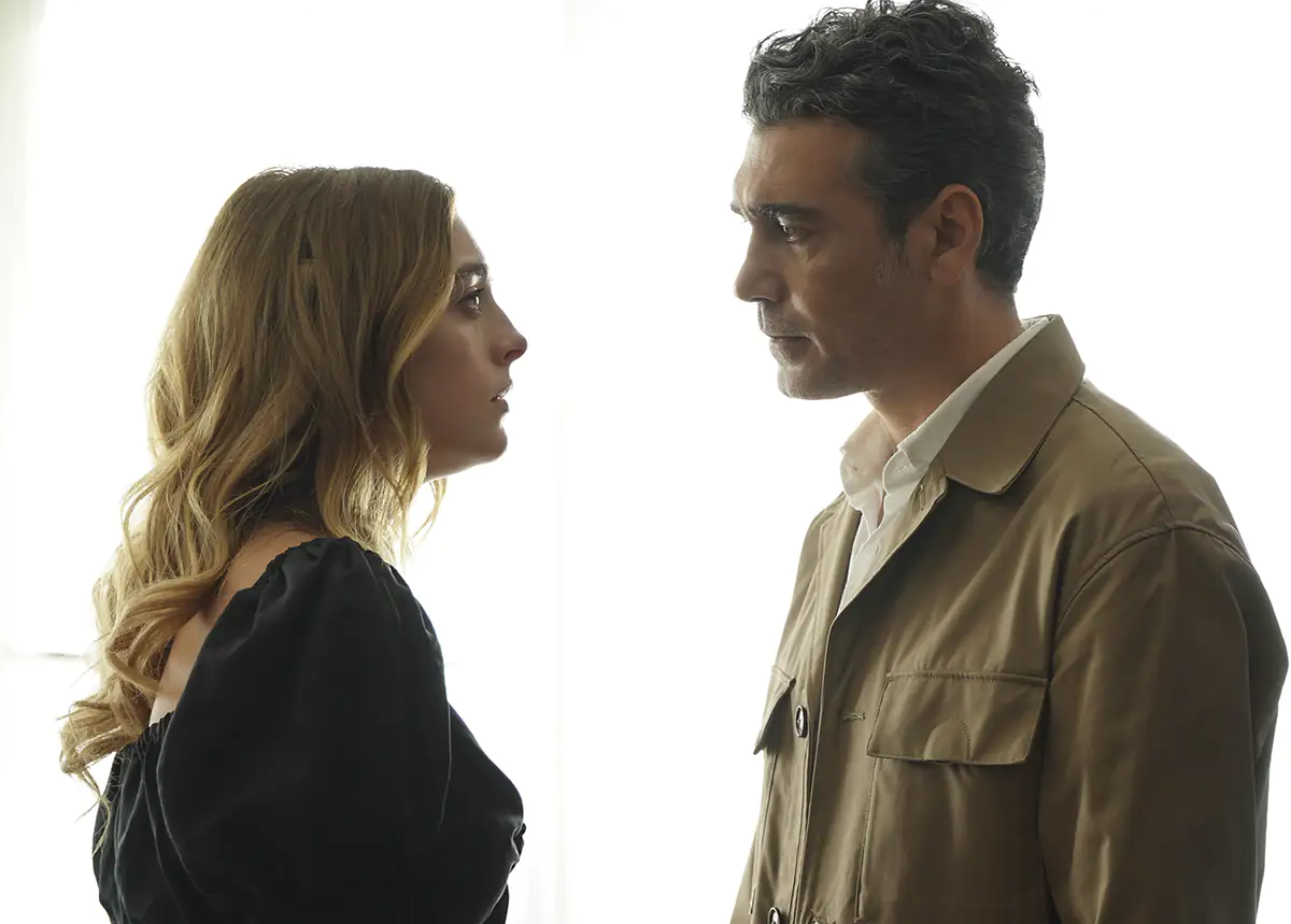 Άπιστος Spoiler: Η Ντερίν εκτός εαυτού! Η στιγμή της παράνοιας