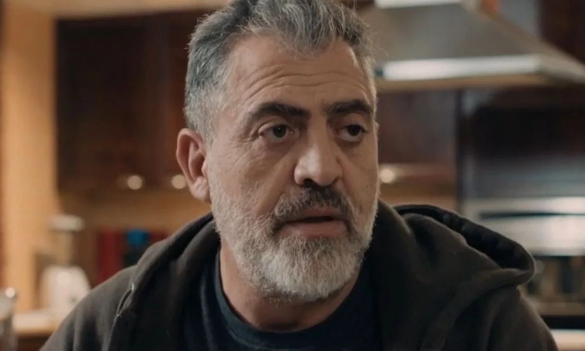 Η Γη Της Ελιάς Spoiler: Χαμός! Το κέρατο του Δημοσθένη και αντίδραση της Ασπασίας!