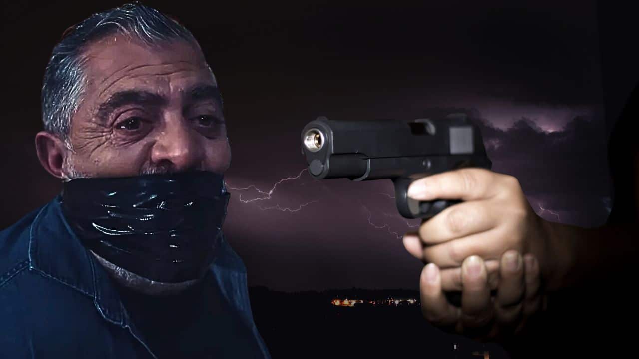 H Γη της Ελιάς Γ΄Κύκλος: Η Καταδίκη του Δημοσθένη - Θεία Δικαιοσύνη ή Αυτοκτονία;