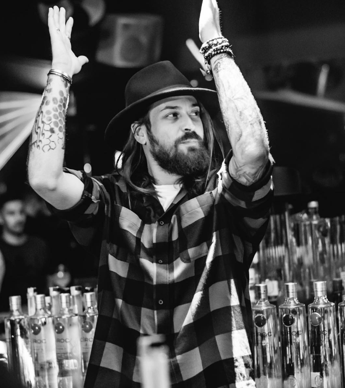 Survivor Spoiler 01/01/24 - Ο ηθοποιός Σταμάτης Ταλαδιανός στους Μαχητές