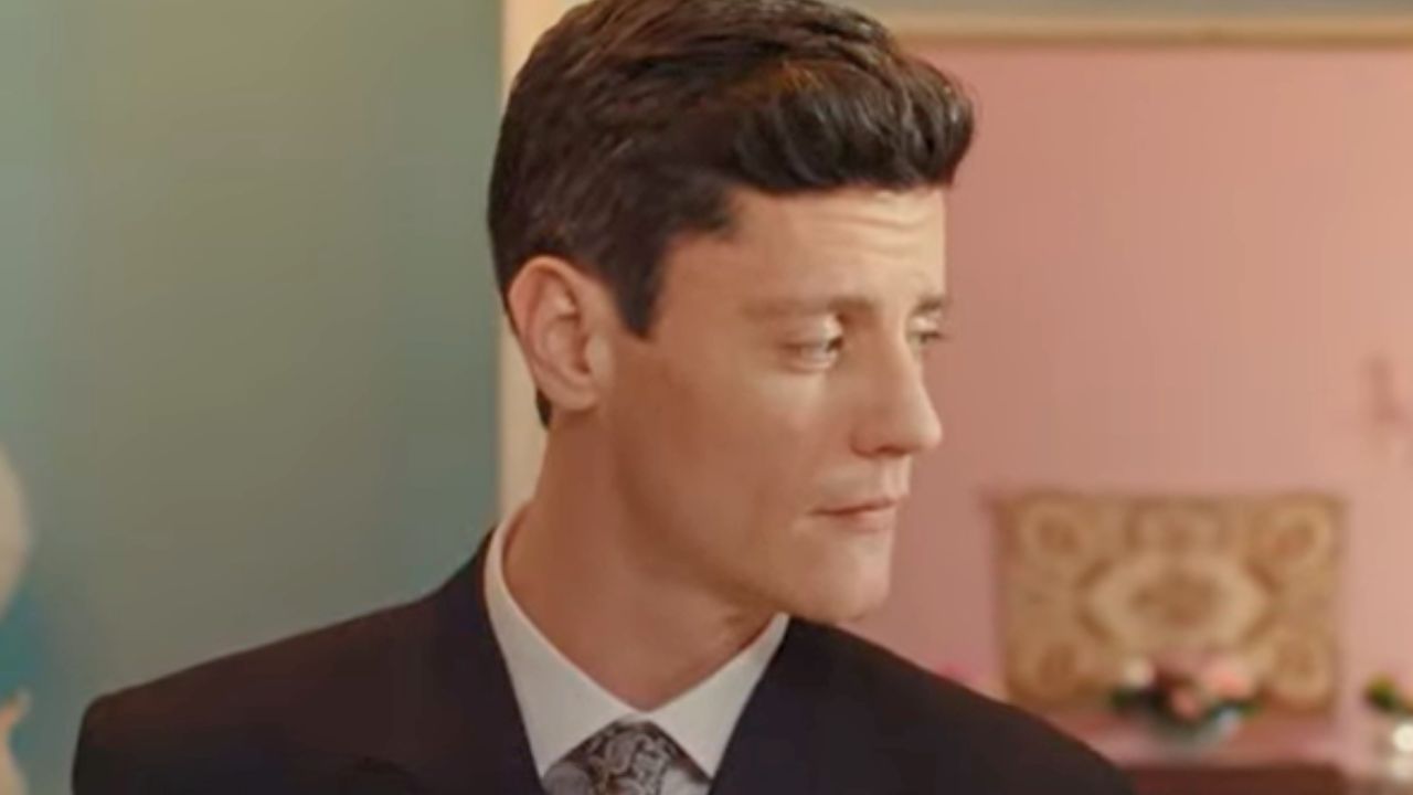 Οι Ψυχοκόρες εξελίξεις - Σοκ - Την κλέβει και την κάνει πόρνη