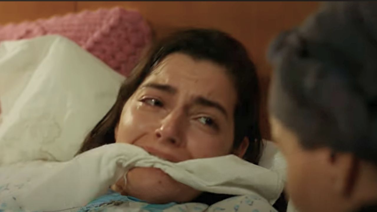 Οι Ψυχοκόρες - Ξεκοιλιάζει την Όλγα