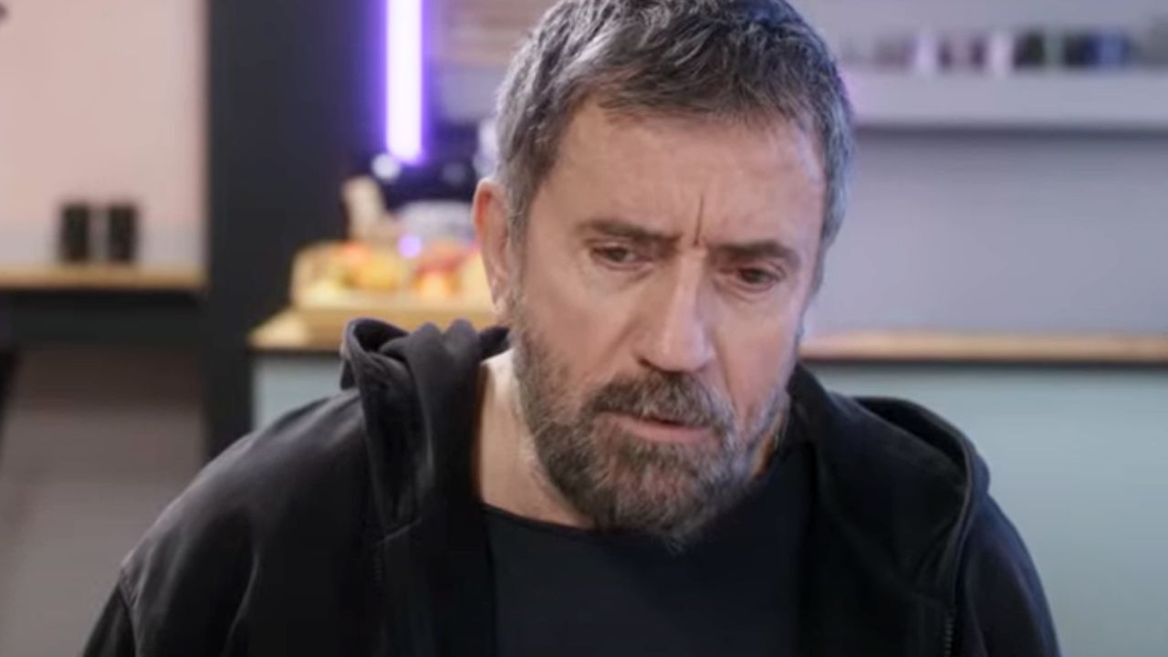 Κάνε Ότι Κοιμάσαι Β’ Κύκλος Επεισόδιο 59 - Νικόλας - Νάσια σε ρήξη