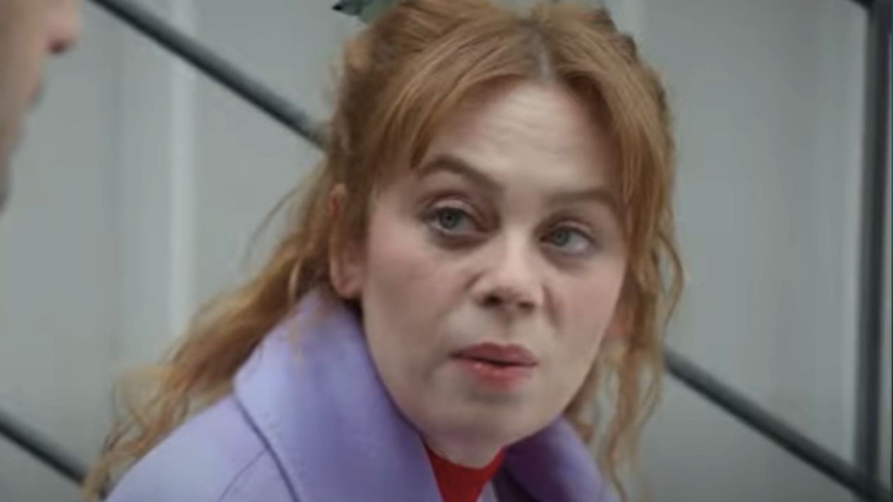 Bahar εξελίξεις - Ένα βραχιόλι ανάβει φωτιές