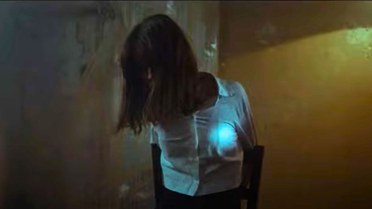 Μαύροι Πίνακες - Το Σκοτεινό Μυστήριο που Συγκλονίζει την μικρή κωμόπολη