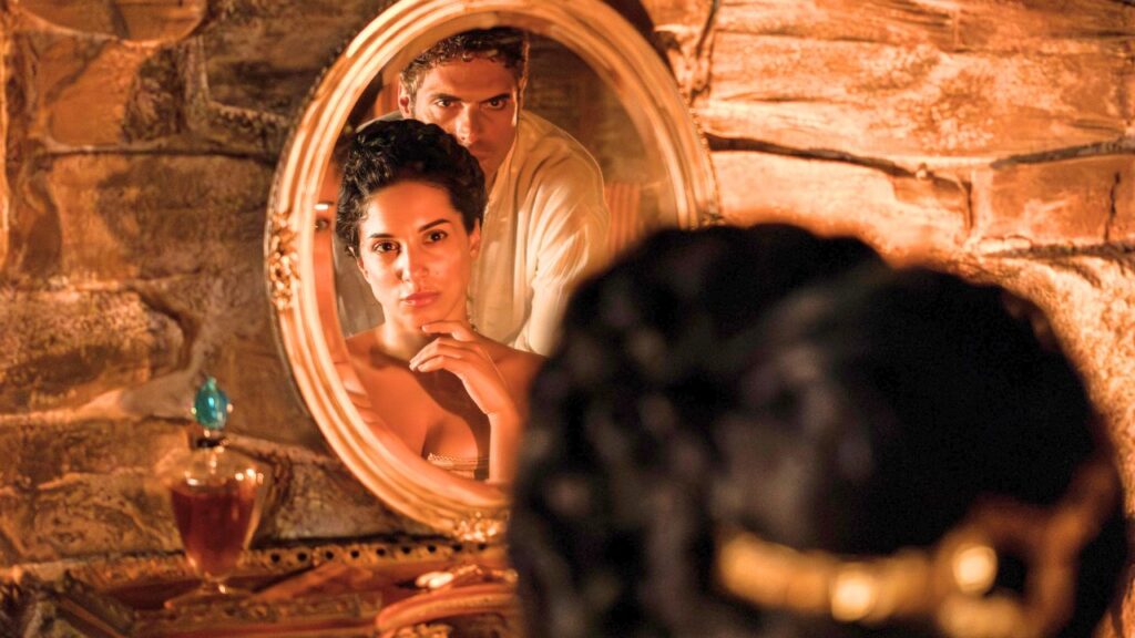 Η Μάγισσα - Πανδώρα και Λεώνη συνένοχοι στο έγκλημα