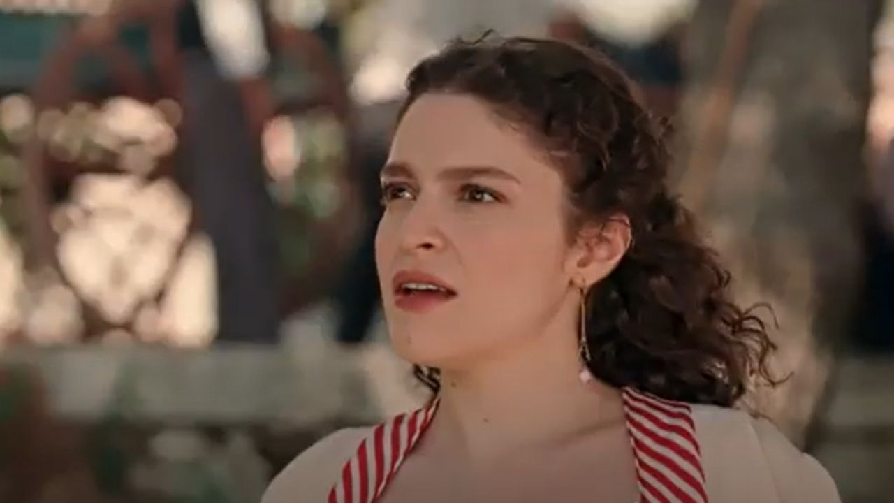 Grand Hotel - Την ρίχνει απο τις σκάλες και χάνει το παιδί